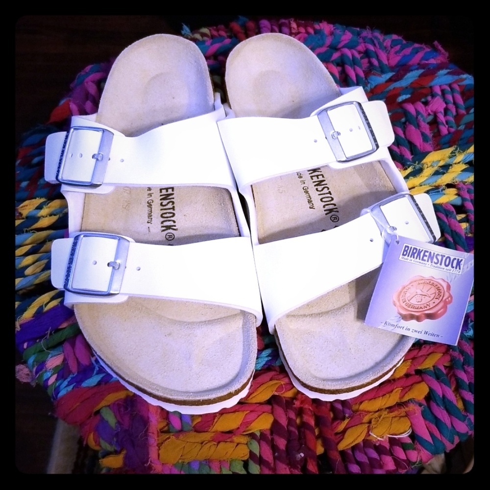 White Birkenstock Arizona Birko-flor (W39/W8/M6)